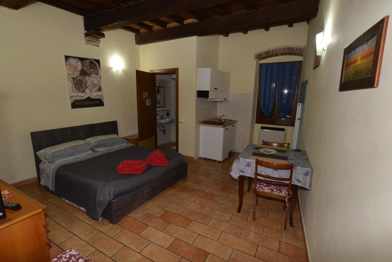 Apartamento Via Della Posterna Spoleto Exterior foto