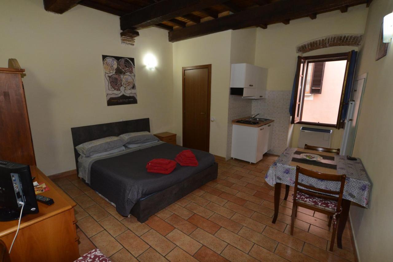 Apartamento Via Della Posterna Spoleto Exterior foto