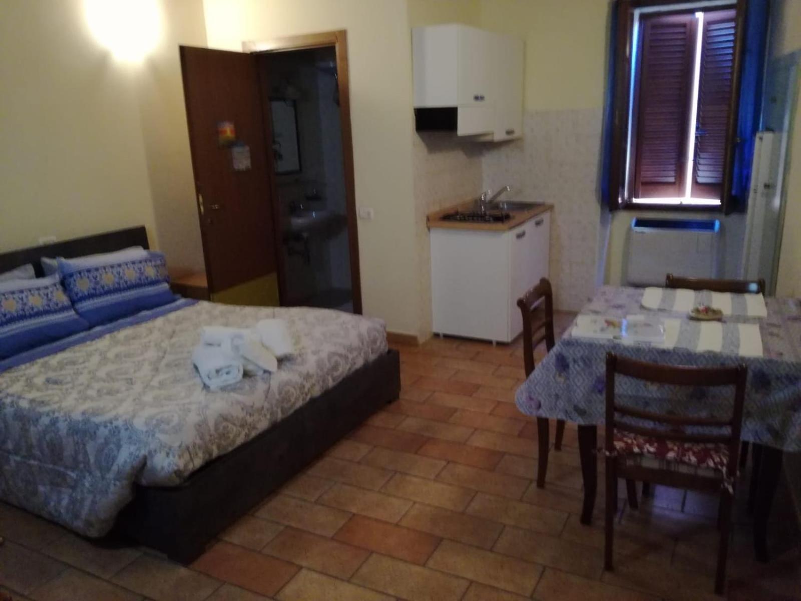 Apartamento Via Della Posterna Spoleto Exterior foto