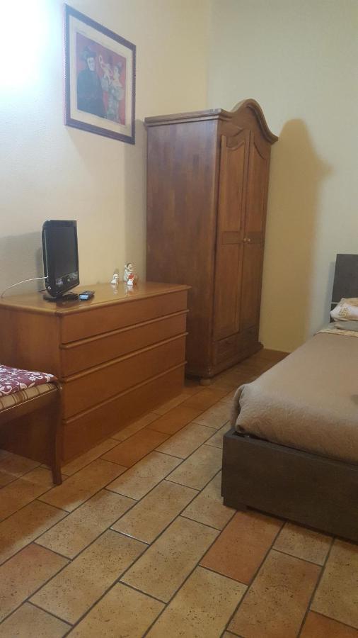 Apartamento Via Della Posterna Spoleto Exterior foto