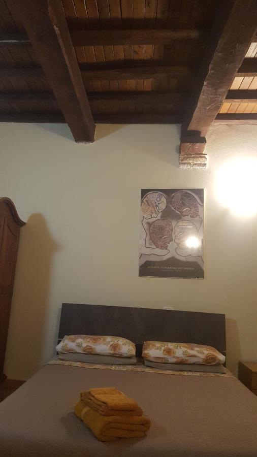 Apartamento Via Della Posterna Spoleto Exterior foto